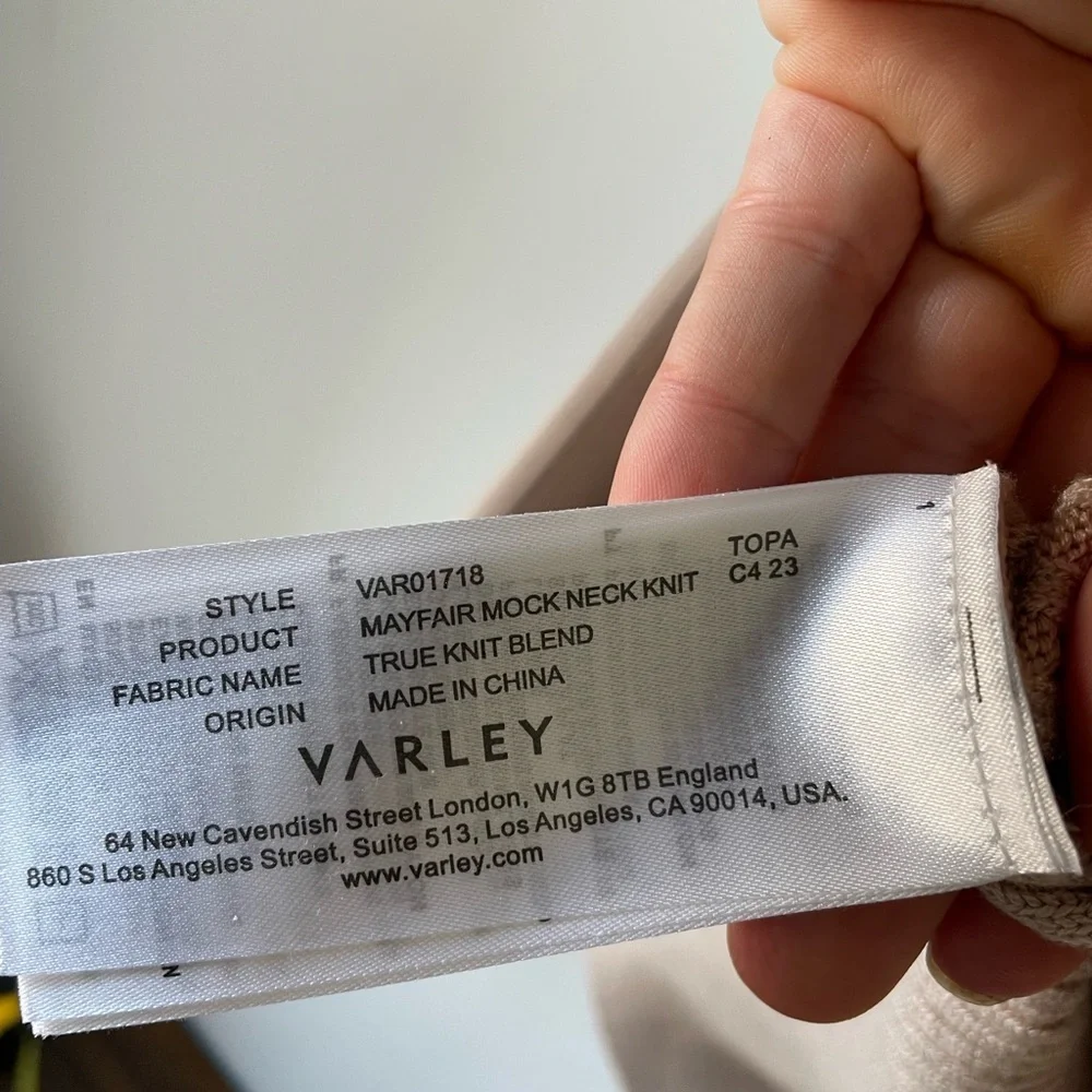 Varley, XS (measures bigger), designer beige ribbed mock neck side zip knit top - Picture 5 of 9